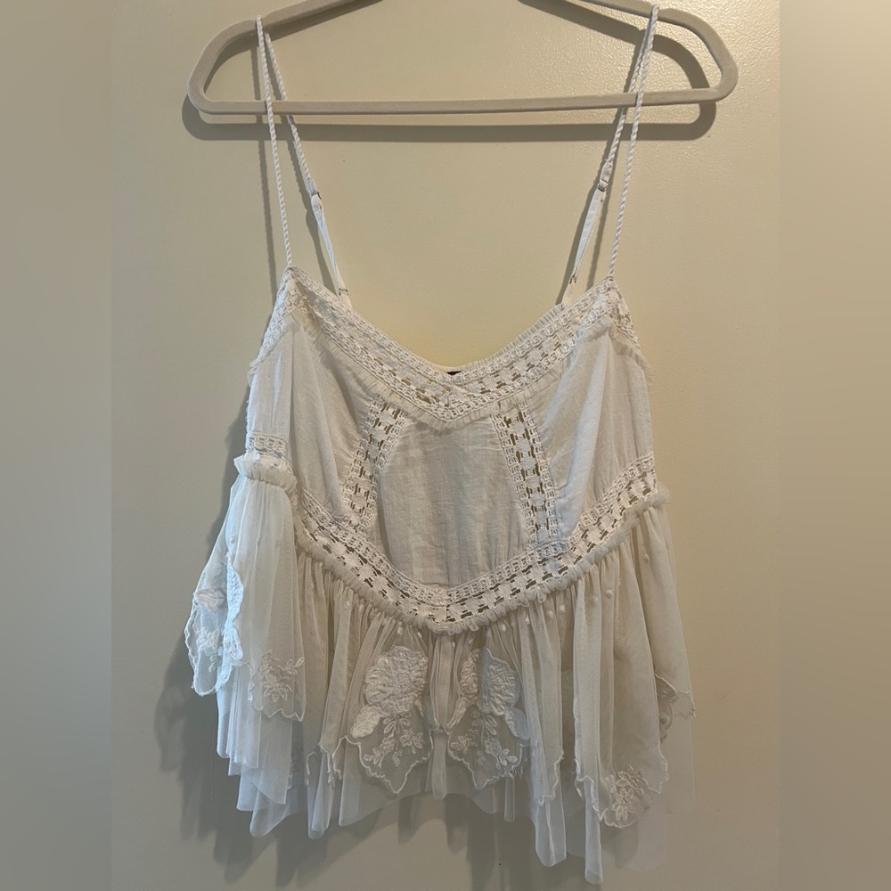 FREE PEOPLE Heart Flutter Cami (M)